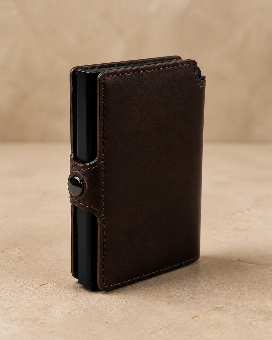 VIZIUM Smart Wallet en acabado Café Oscuro